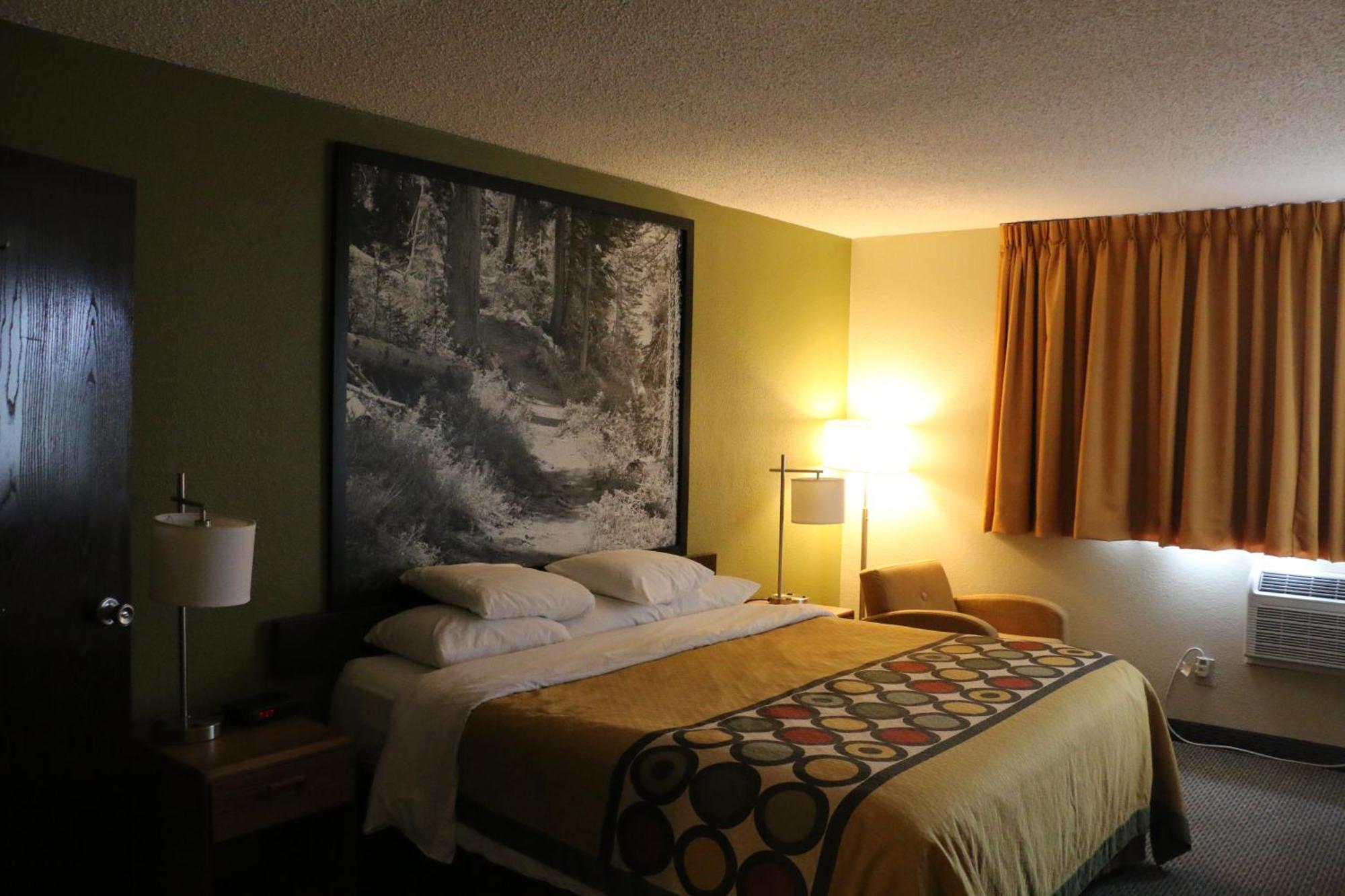 Super 8 By Wyndham Windsor/Madison North Hotel Værelse billede